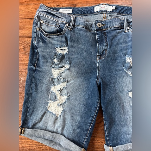 Torrid Boyfriend Denim shorts sz 20 - Picture 3 of 7